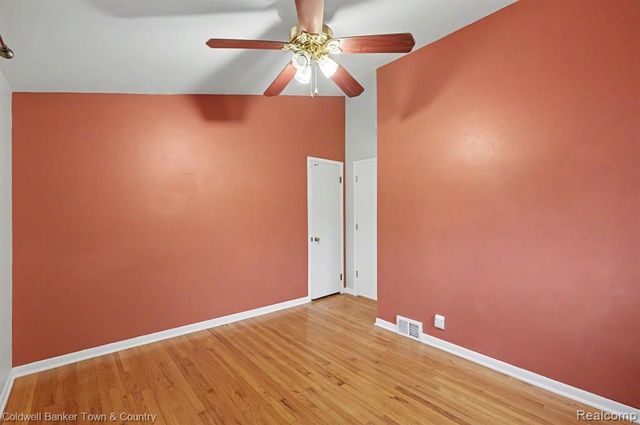 17360 Redwood Avenue, Southfield, MI 48076