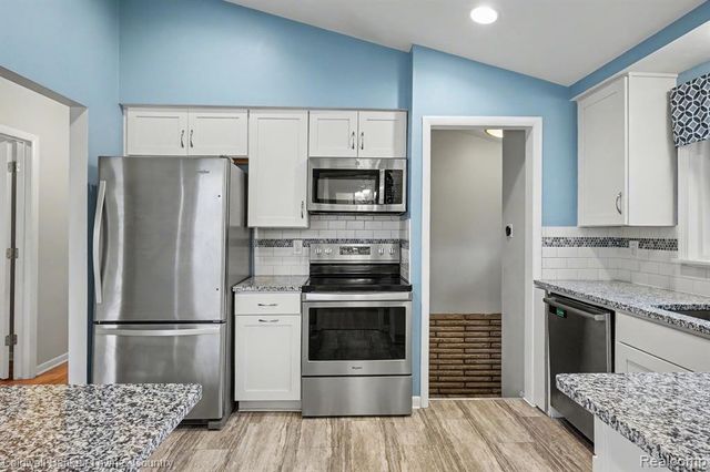 17360 Redwood Avenue, Southfield, MI 48076