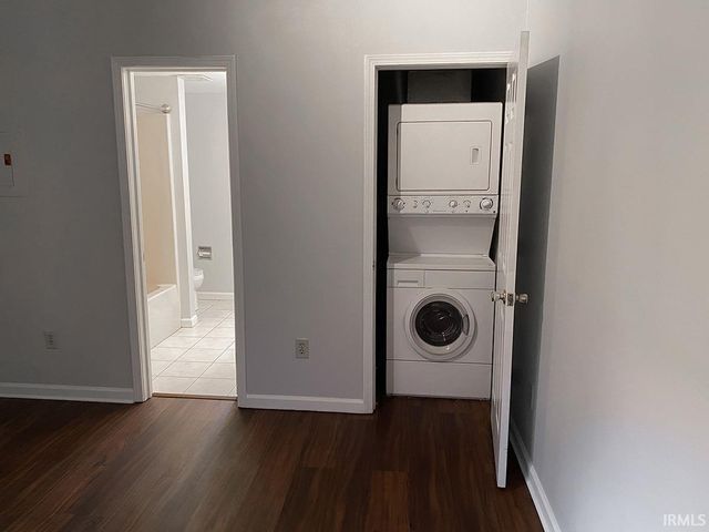 111 E 6th St Apt D, Bloomington, IN 47408