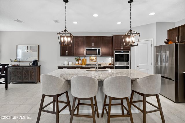 688 SYCAMORE Way, Orange Park, FL 32073