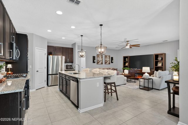 688 SYCAMORE Way, Orange Park, FL 32073