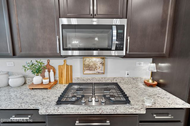 688 SYCAMORE Way, Orange Park, FL 32073