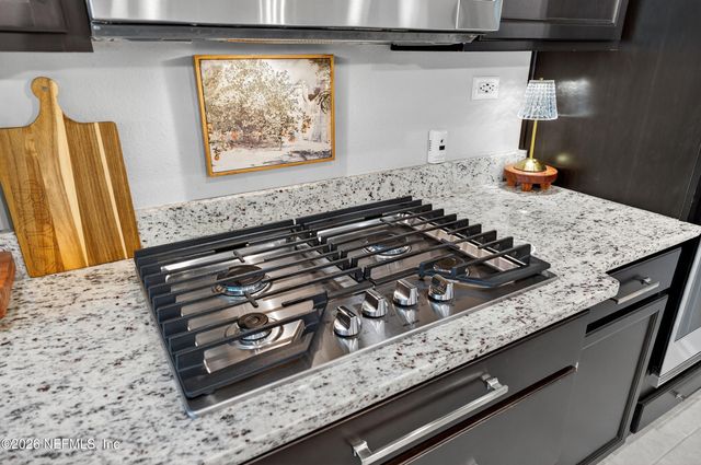 688 SYCAMORE Way, Orange Park, FL 32073