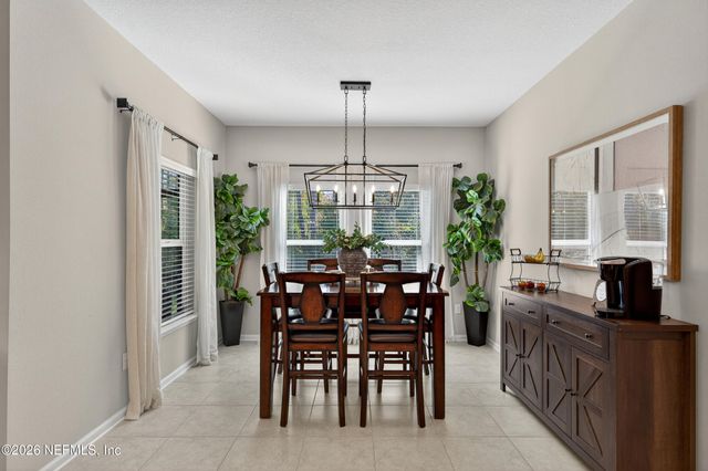 688 SYCAMORE Way, Orange Park, FL 32073