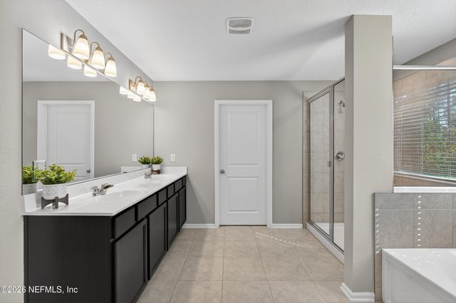 688 SYCAMORE Way, Orange Park, FL 32073