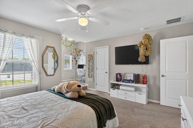 688 SYCAMORE Way, Orange Park, FL 32073