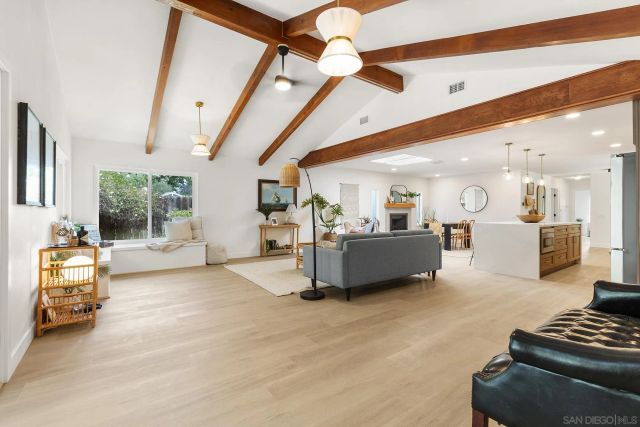 11911 Lomica, San Diego, CA 92128