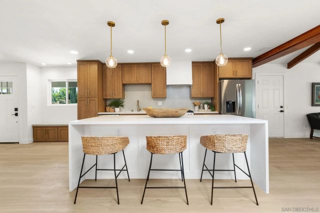 11911 Lomica, San Diego, CA 92128