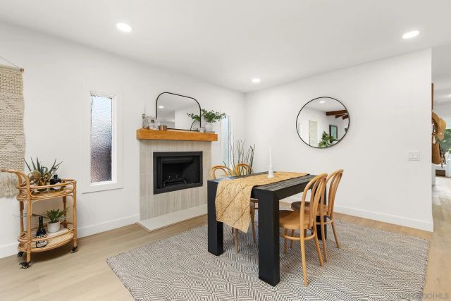 11911 Lomica, San Diego, CA 92128