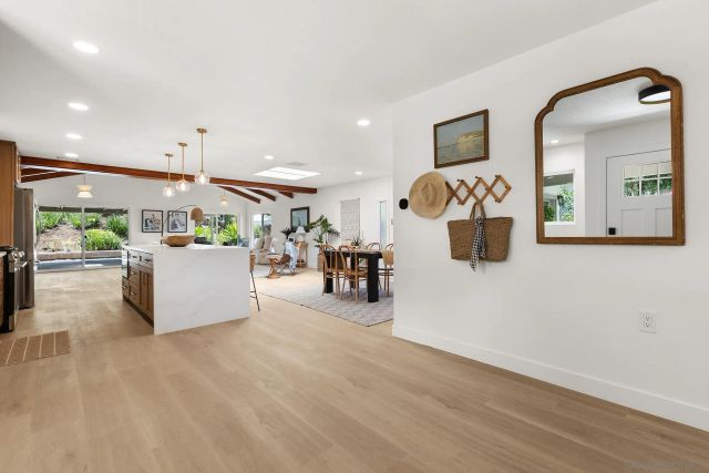 11911 Lomica, San Diego, CA 92128