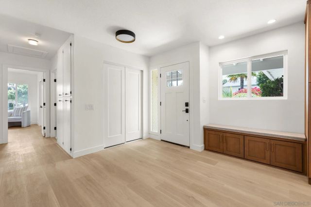 11911 Lomica, San Diego, CA 92128