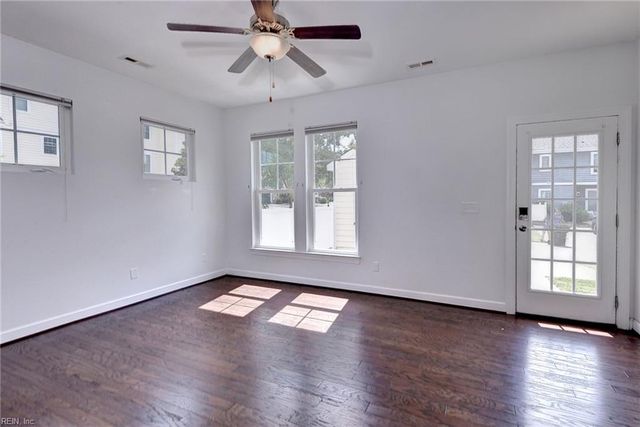4310 Candace LN, Williamsburg, VA 23188