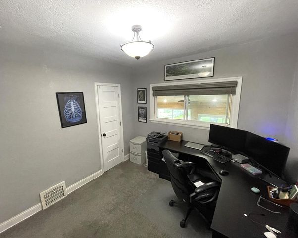1301 E Seeley STREET, Milwaukee, WI 53207