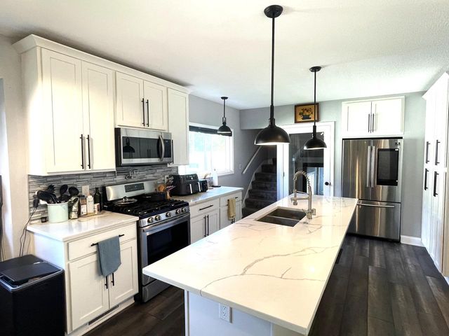 1301 E Seeley STREET, Milwaukee, WI 53207