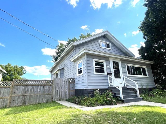 1301 E Seeley STREET, Milwaukee, WI 53207