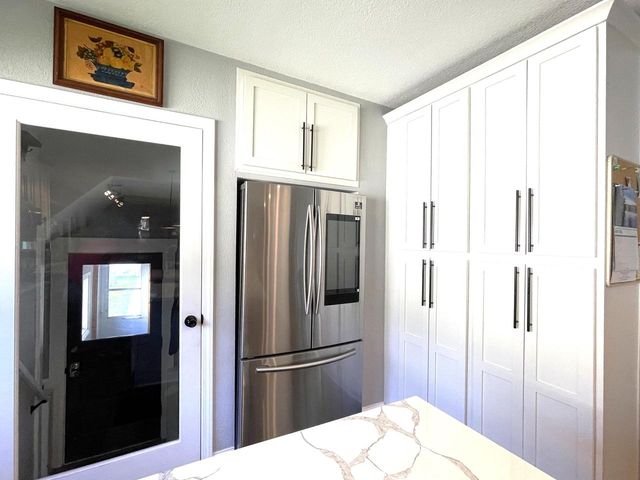1301 E Seeley STREET, Milwaukee, WI 53207