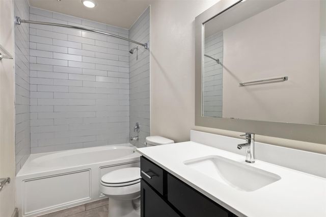 4509 Mount Vernon Street 7, Houston, TX 77006