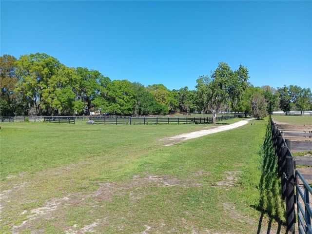 2630 NW 140TH STREET, Citra, FL 32113