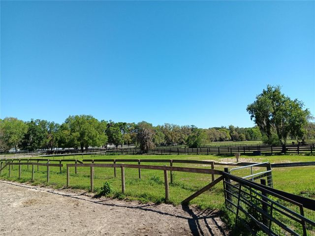 2630 NW 140TH STREET, Citra, FL 32113