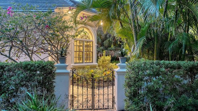 75 OSPREY POINT DRIVE, Osprey, FL 34229