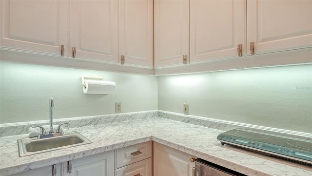 75 OSPREY POINT DRIVE, Osprey, FL 34229