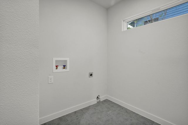 3023 Arizona Avenue, Dallas, TX 75216