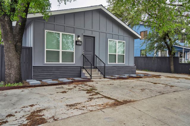 3023 Arizona Avenue, Dallas, TX 75216