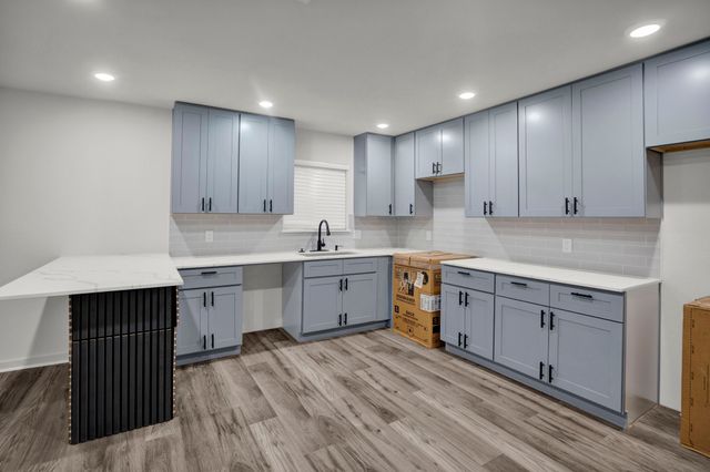 3023 Arizona Avenue, Dallas, TX 75216