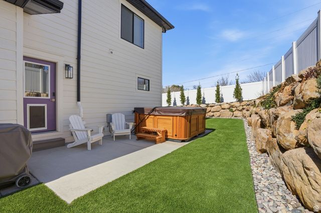 3905 S HOLLADAY CT, Holladay, UT 84124