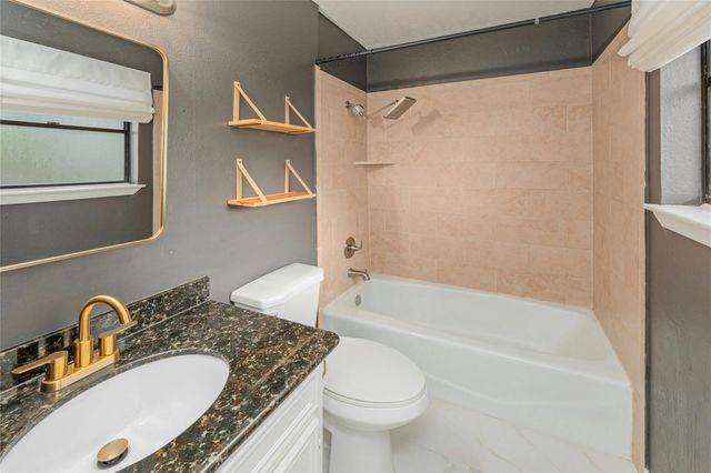 801 E 3rd ST, Georgetown, TX 78626