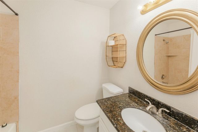 801 E 3rd ST, Georgetown, TX 78626