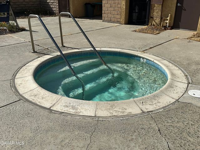 1537 W Avenue L Unit 4, Lancaster, CA 93534