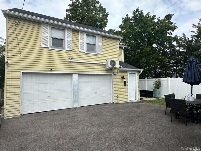 9 Court Street E 1 Rear, East Rockaway, NY 11518
