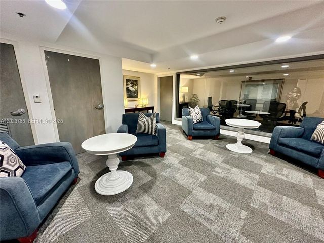 1155 Brickell Bay Dr 905, Miami, FL 33131