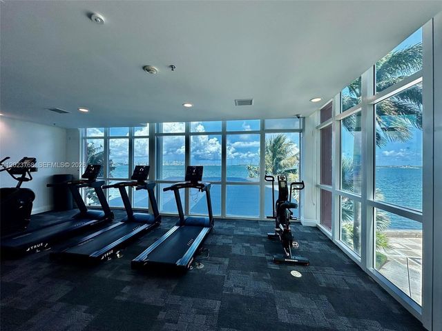 1155 Brickell Bay Dr 905, Miami, FL 33131
