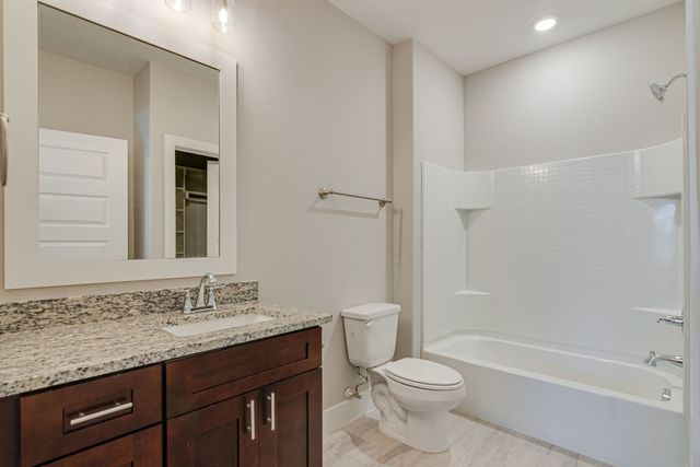 115 W Jones 201, Krum, TX 76249