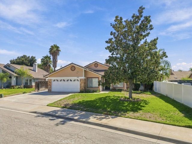 359 Flordason, Calimesa, CA 92320