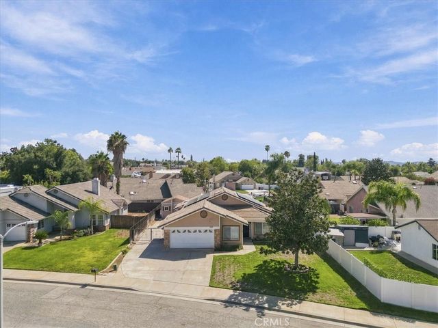359 Flordason, Calimesa, CA 92320