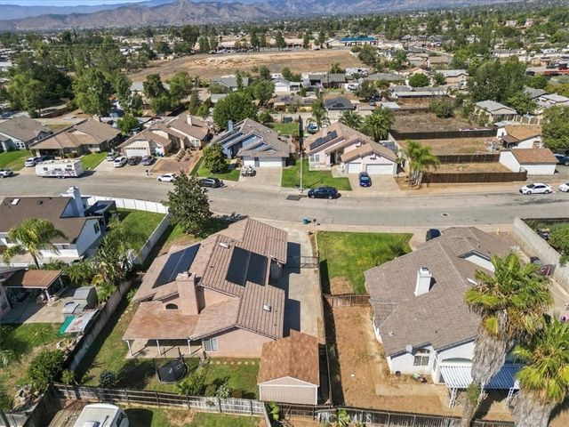 359 Flordason, Calimesa, CA 92320