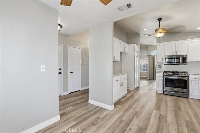359 Flordason, Calimesa, CA 92320