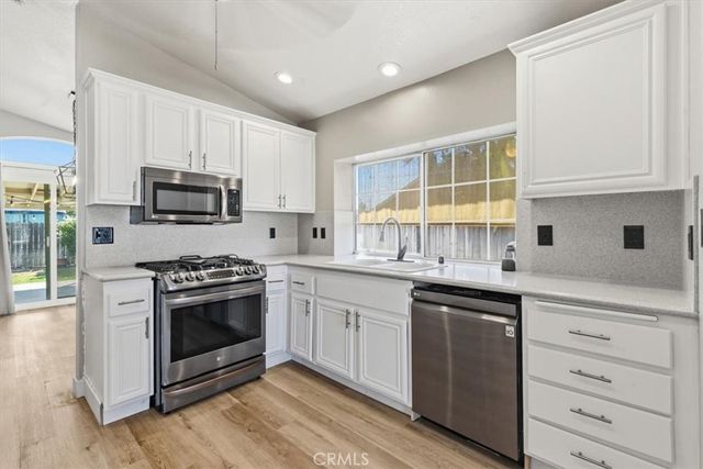 359 Flordason, Calimesa, CA 92320
