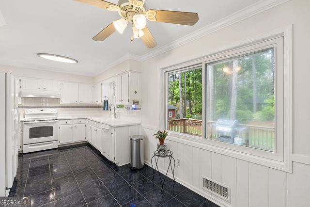 2996 Mt Olive Drive, Decatur, GA 30033