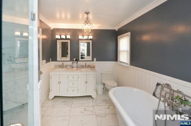 56 Wyandotte Avenue, Dumont, NJ 07628