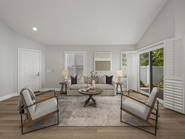 4994 Alicante Way, Oceanside, CA 92056