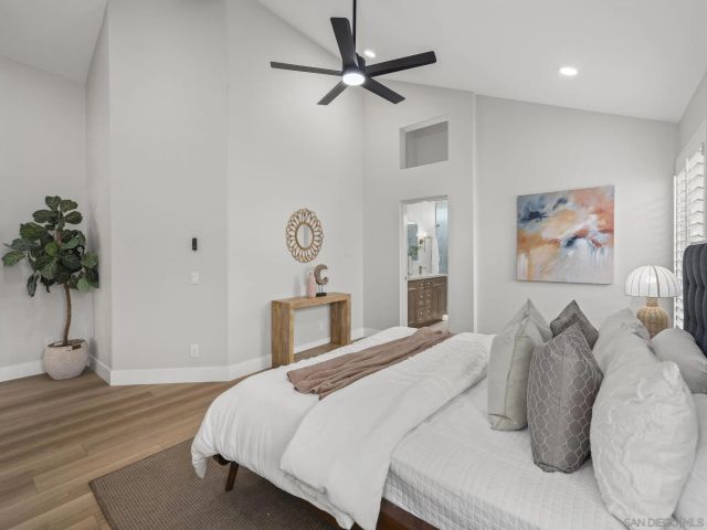 4994 Alicante Way, Oceanside, CA 92056