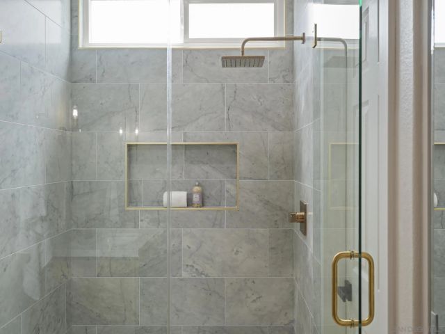 4994 Alicante Way, Oceanside, CA 92056