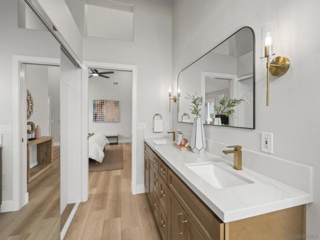 4994 Alicante Way, Oceanside, CA 92056