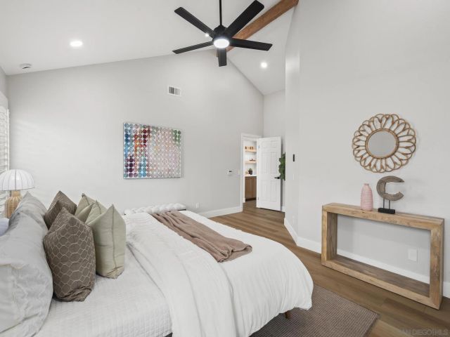 4994 Alicante Way, Oceanside, CA 92056