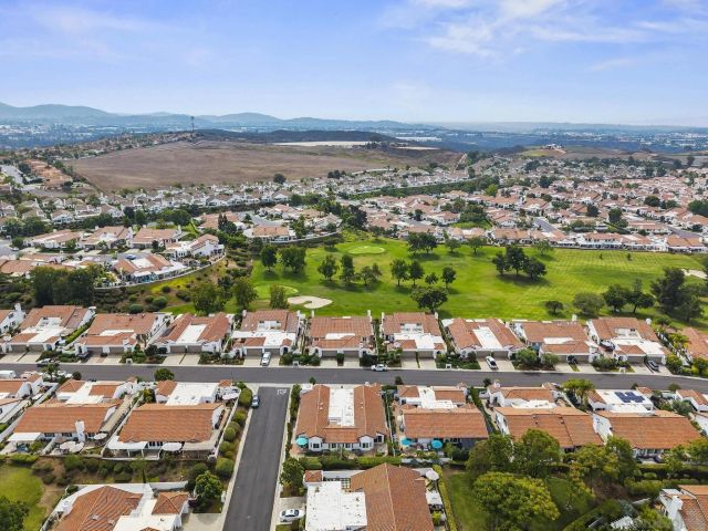 4994 Alicante Way, Oceanside, CA 92056