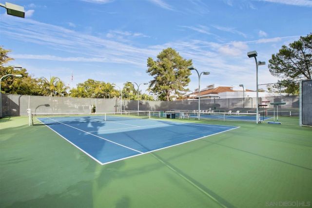 4994 Alicante Way, Oceanside, CA 92056